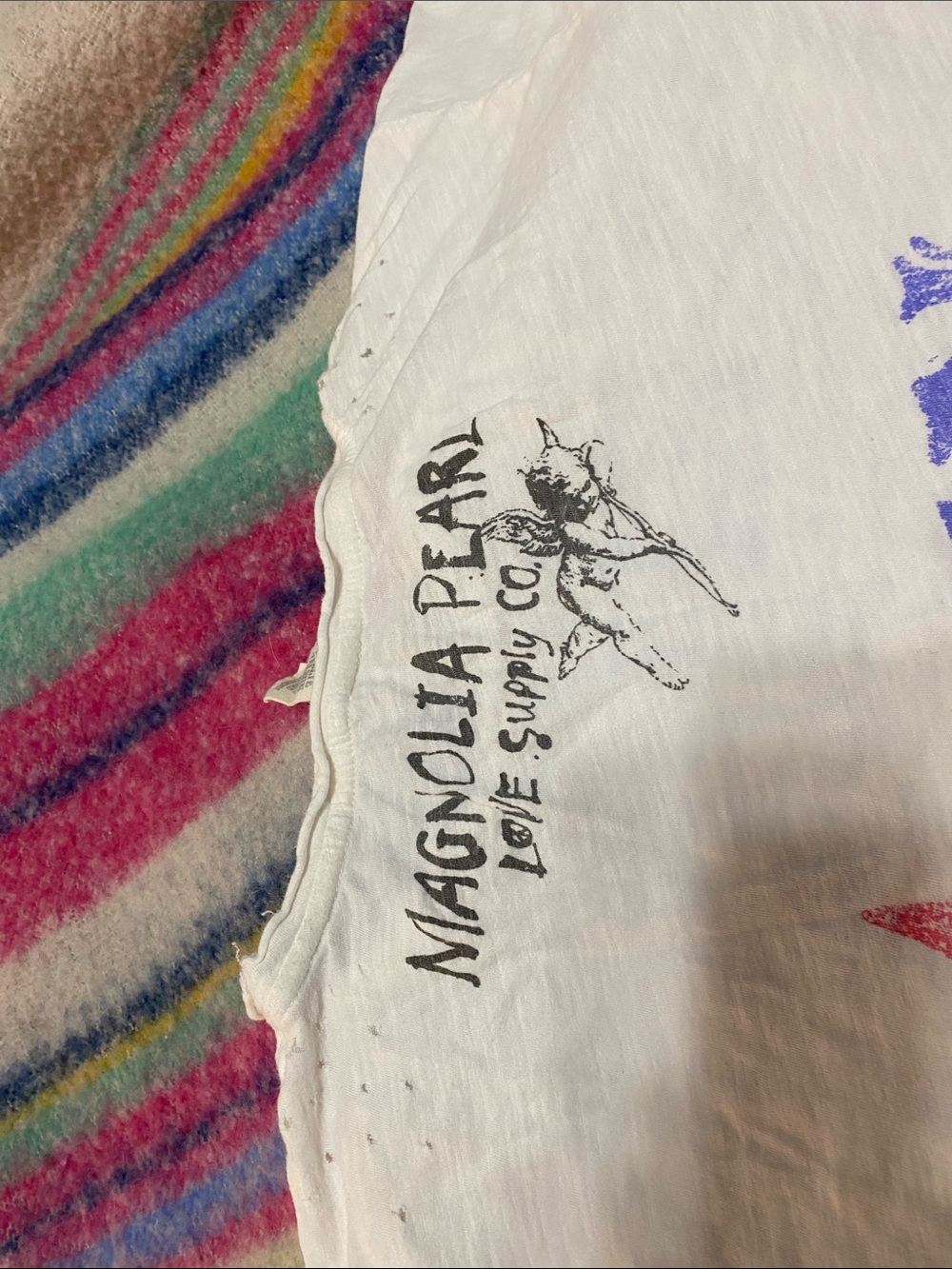 Magnolia Pearl White Willie Nelson Graphic Short Sleeve Tee - Picture 7 of 8